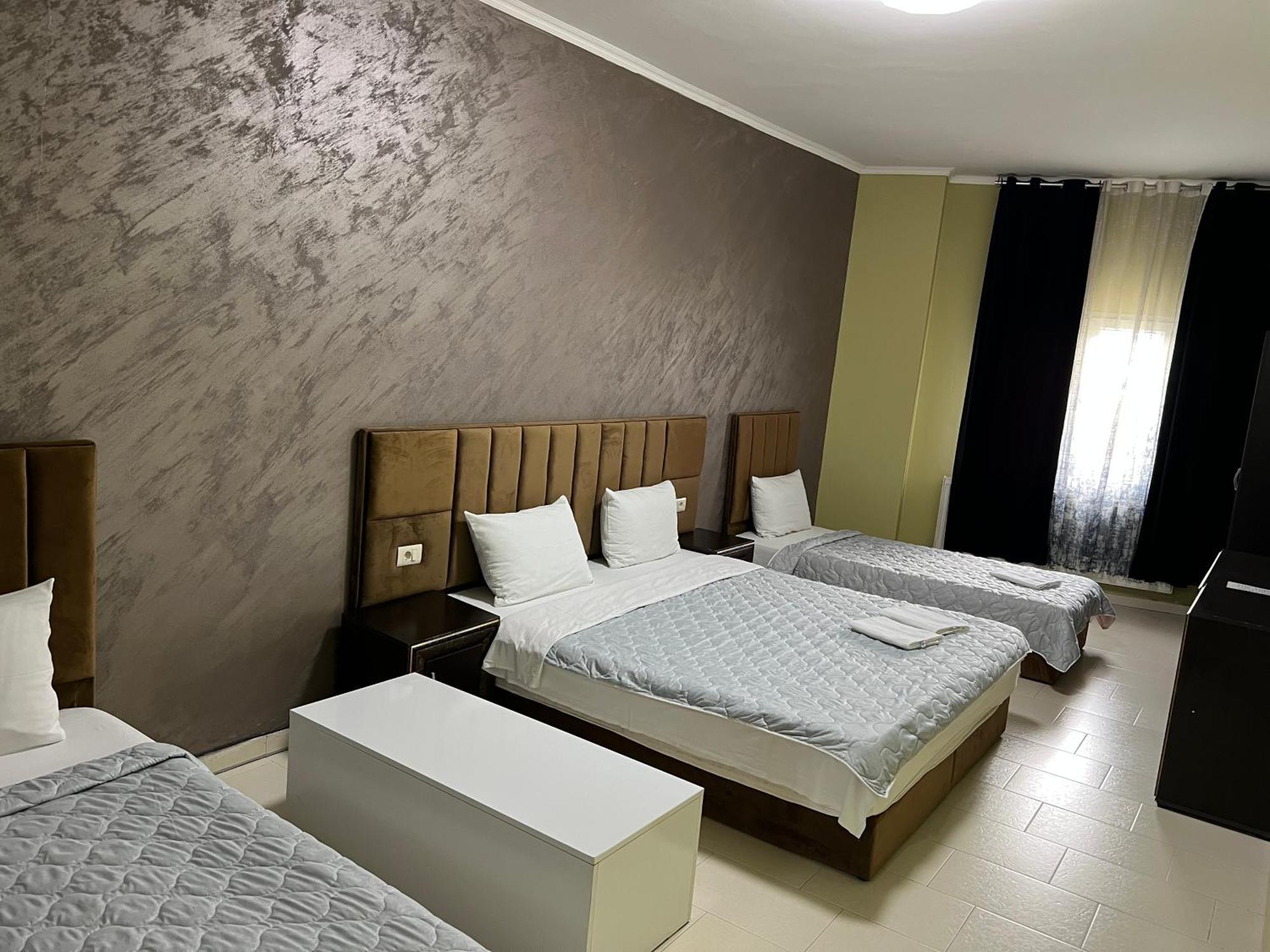 Hotel Yal Restaurant Kalkandelen Dış mekan fotoğraf