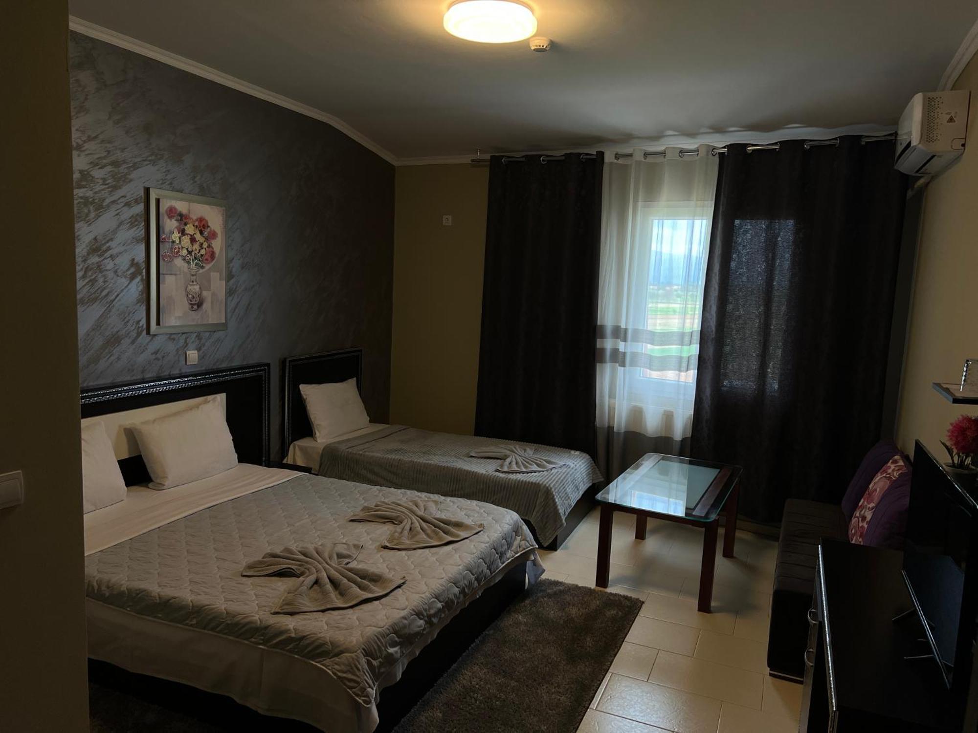Hotel Yal Restaurant Kalkandelen Dış mekan fotoğraf
